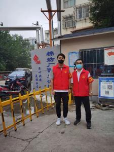 市文旅集團(tuán)一線戰(zhàn)“疫”之：“帥飛了”組合秒變“救火勇士”，“暖心”大白全心全意為居民服務(wù)